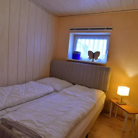 Mit Garten Und Spielplatznutzung By Interhome
