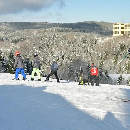 Mit Garten Und Spielplatznutzung By Interhome