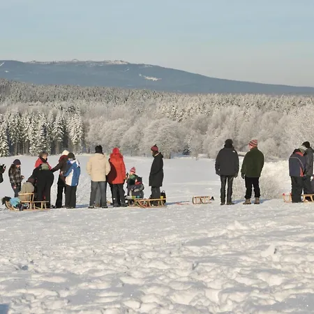 Mit Garten Und Spielplatznutzung By Interhome *